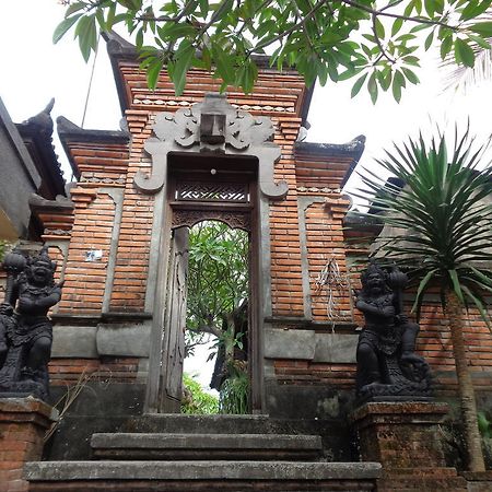 Sintya Homestay Ubud Buitenkant foto