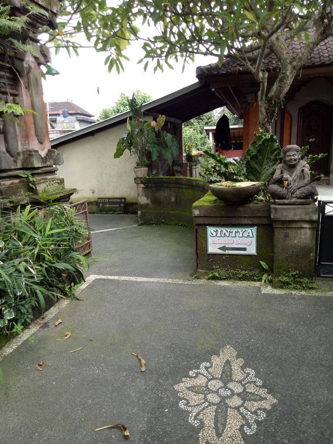 Sintya Homestay Ubud Buitenkant foto